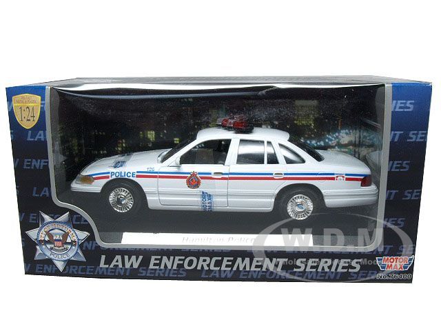 Brand new 124 scale diecast model of 1998 Ford Crown Victoria 